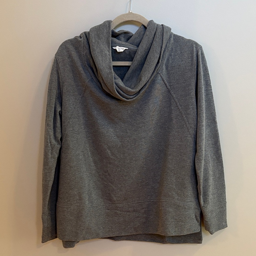 Caslon light weight sweatshirt size S